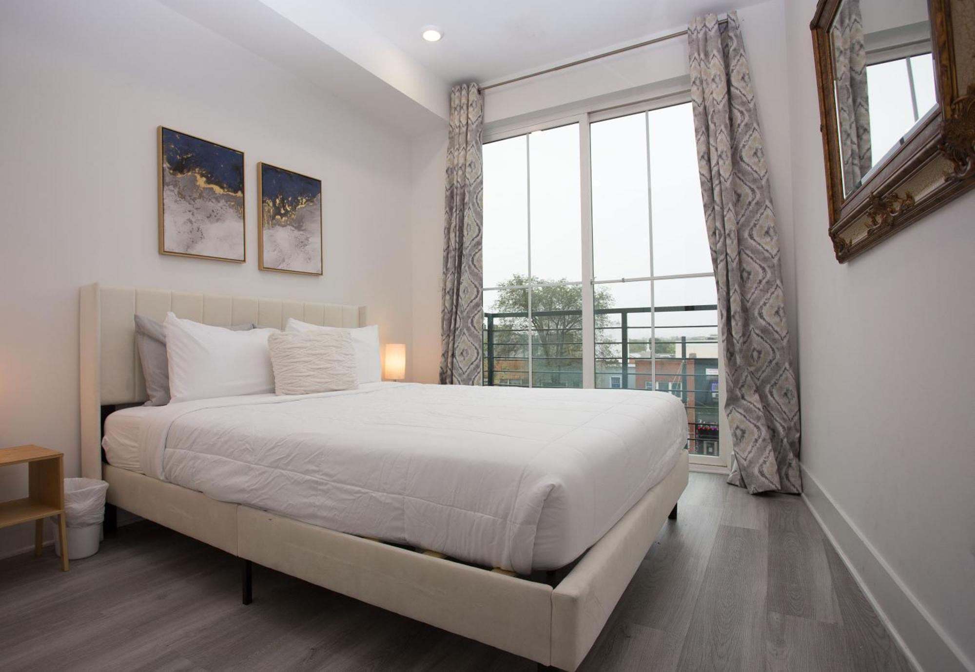 It'S A Corner Unit With Cool City Skyline Views! Washington Exteriér fotografie