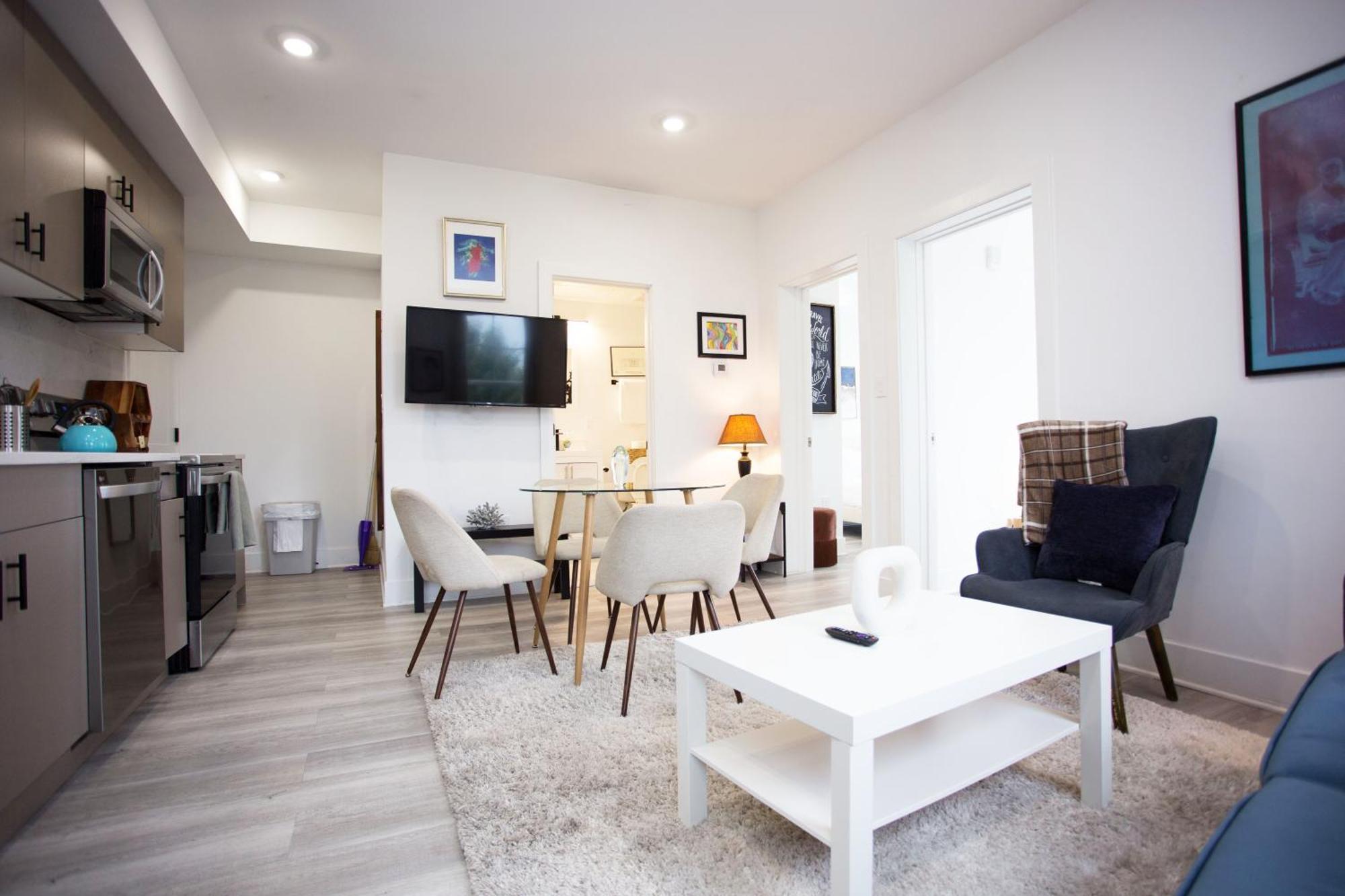 It'S A Corner Unit With Cool City Skyline Views! Washington Exteriér fotografie